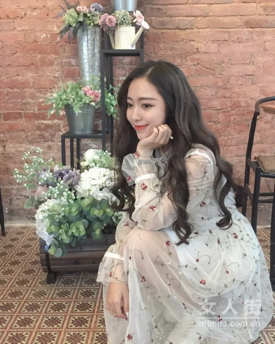 仙女范儿时尚连衣裙，气质就是不一样