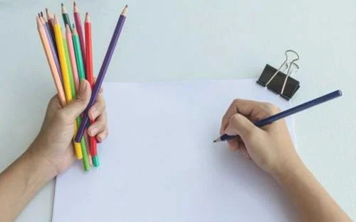 绘图用什么铅笔_服装设计绘画基础