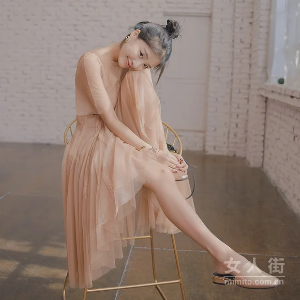 95后少女的穿衣经 镂空蕾丝仙气十足
