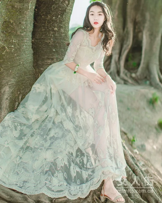 仙女范儿时尚连衣裙，气质就是不一样
