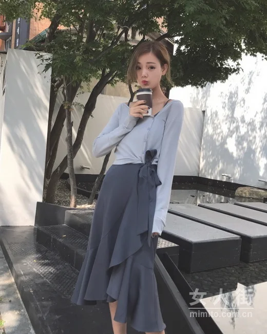 别致衬衣显心机,精致妞从头到尾穿搭