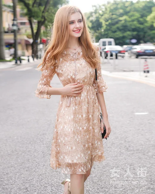 实力派连衣裙，白骨精小萝莉自由切换