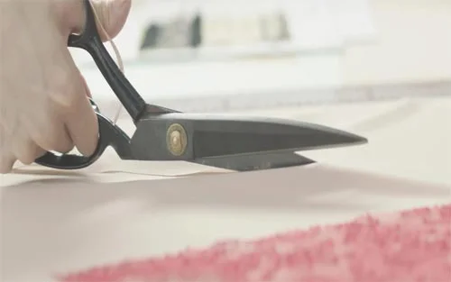 想做服装设计师应具备什么条件_做服装设计需要学习什么