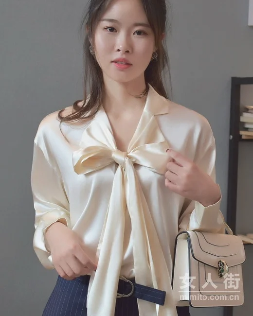 别致衬衣显心机,精致妞从头到尾穿搭