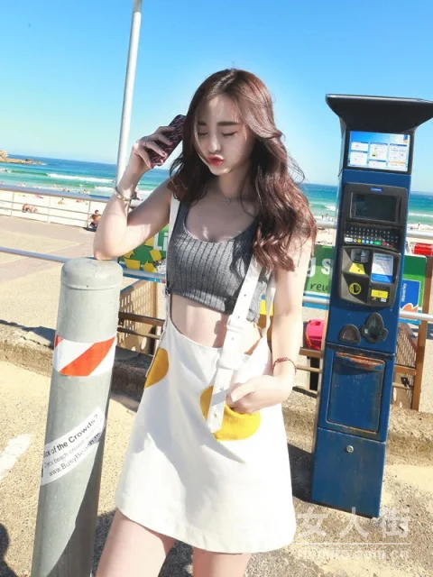 来一条包臀裙吧！轻松穿出高瘦美