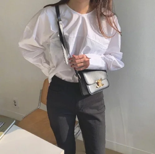 适合大学女生的春季净色日常穿搭示范