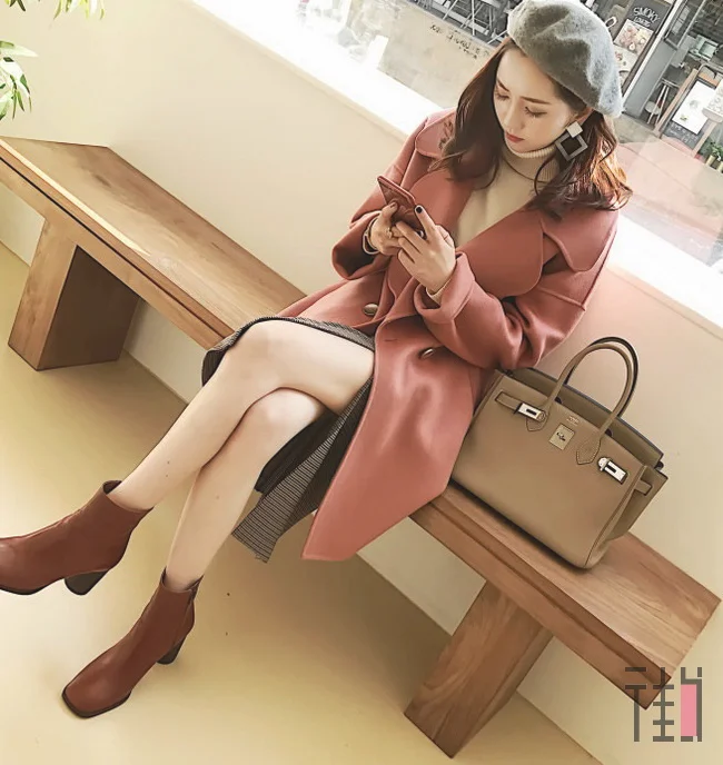 2019年大衣的主场，霸气款式大衣正流行