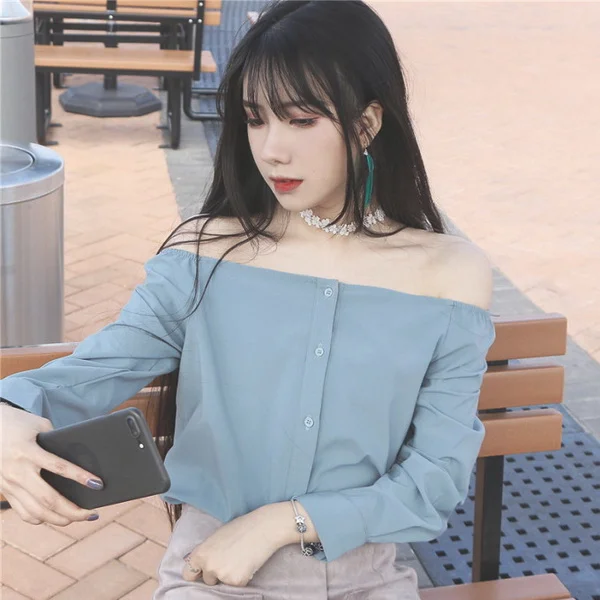 女神的薄衬衫穿搭,轻盈好看特撩人