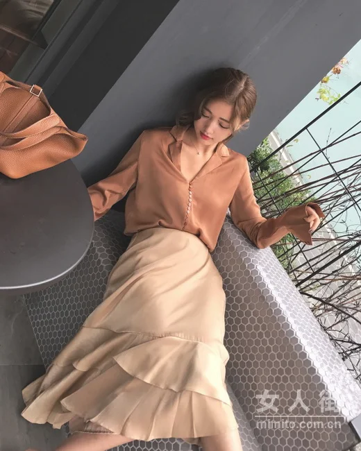 别致衬衣显心机,精致妞从头到尾穿搭