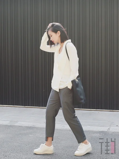 职场女性春季都会选这条裤子