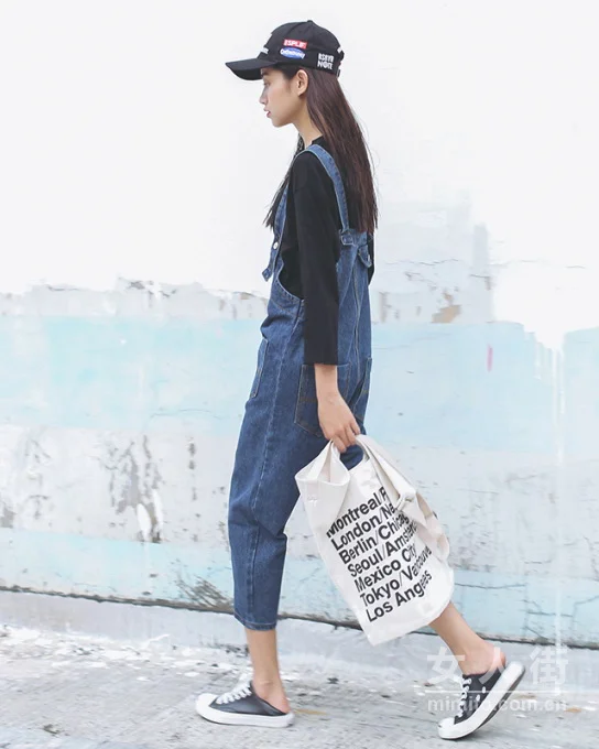 减龄背带裤，衬出的气质都是青春