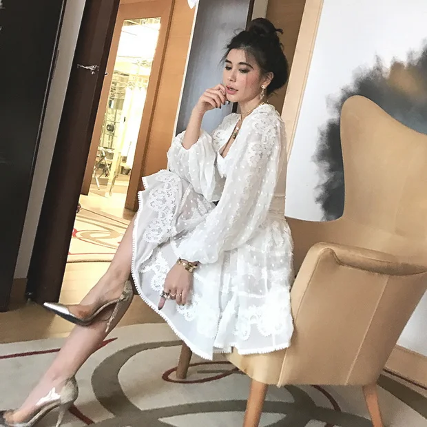 夏日时尚大比拼，掌声送给连衣裙