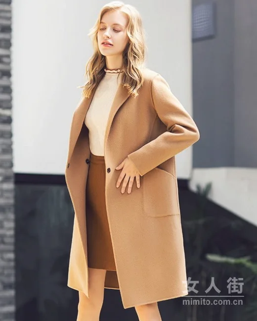 保暖与优雅兼具，针织衫的搭配示范