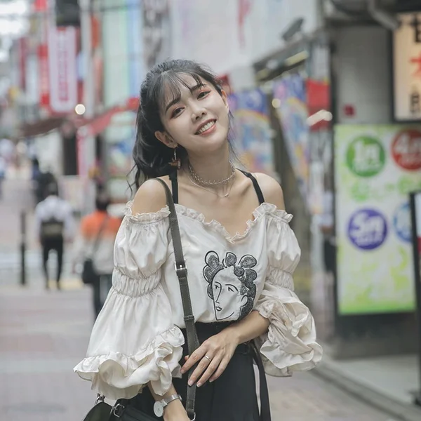 迷人一字肩，做个撩人Sexy Girl