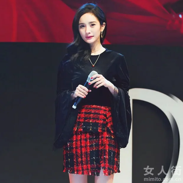 夏季小短腿如何拯救？半身A字裙逆袭