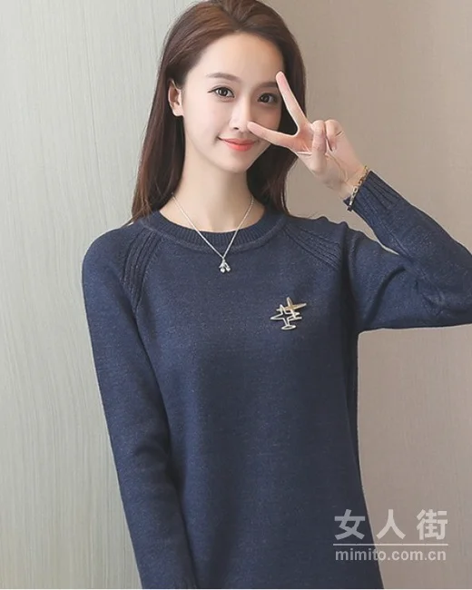 保暖与优雅兼具，针织衫的搭配示范