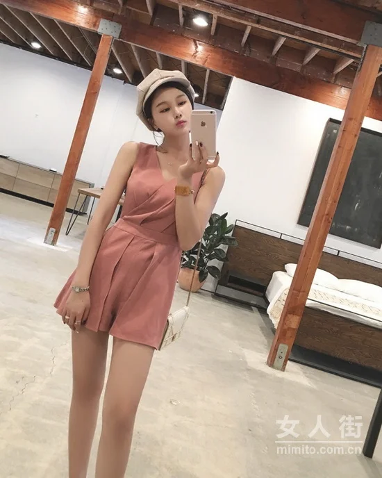 懒人愁穿搭？一条连体裤拯救盛夏的你