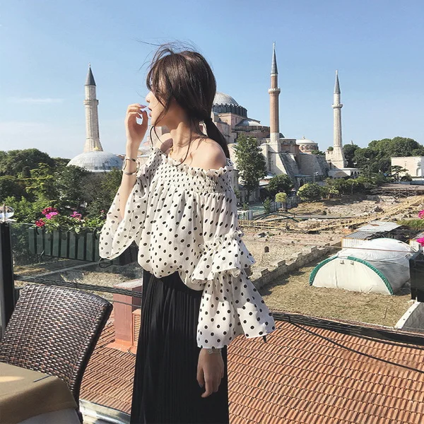 迷人一字肩，做个撩人Sexy Girl