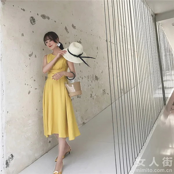 12款时尚礼服裙，聚会赴约的必备之物