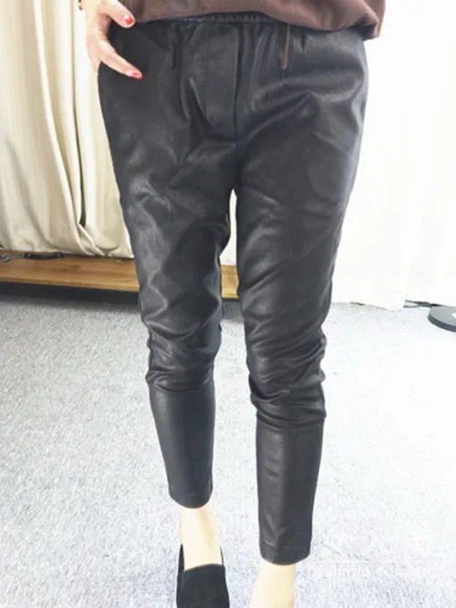 一条皮裤，冬季满足你的潮流感