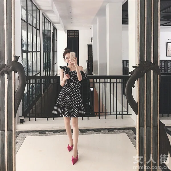 12款时尚礼服裙，聚会赴约的必备之物