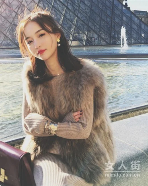 想要秋天足够美，个性外套搭配示范