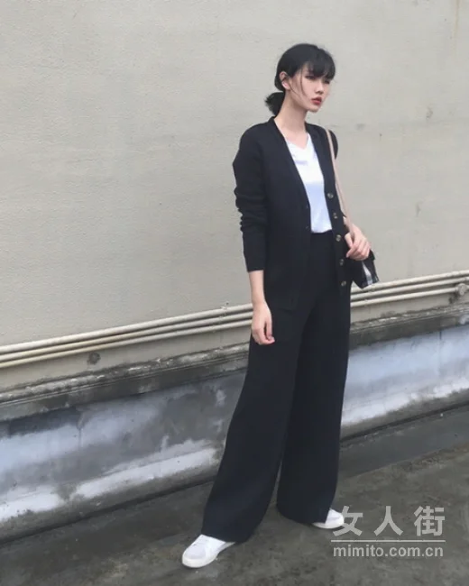 好看到犯规的裤子，时髦与温度兼具