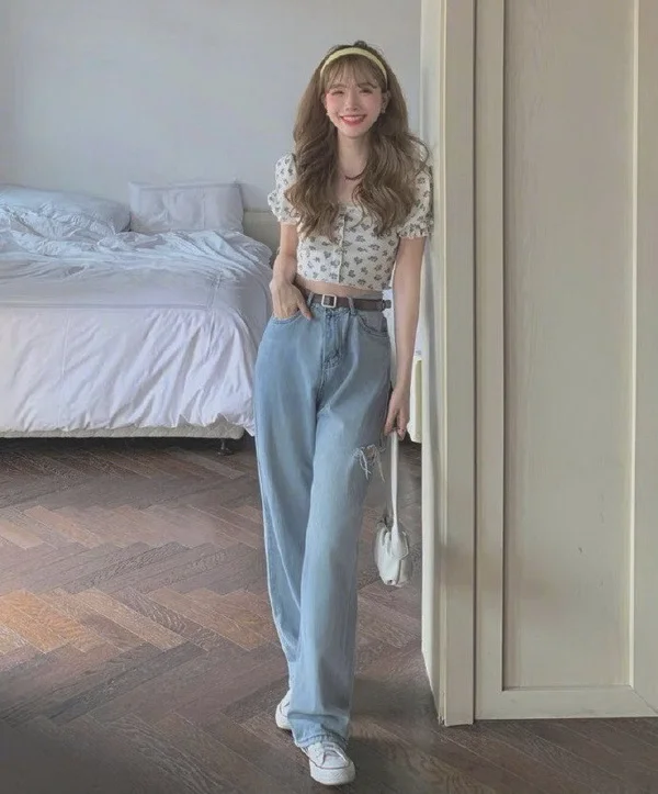 8月流行穿搭指南，夏季温柔系通勤装示范