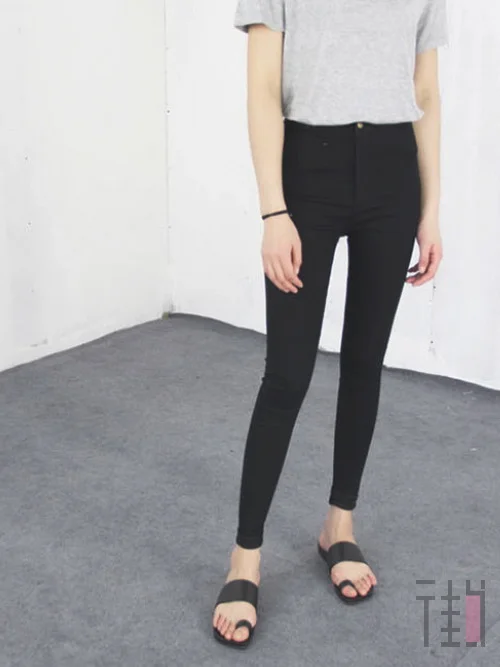 春季显瘦牛仔裤,穿出纸片人的feel