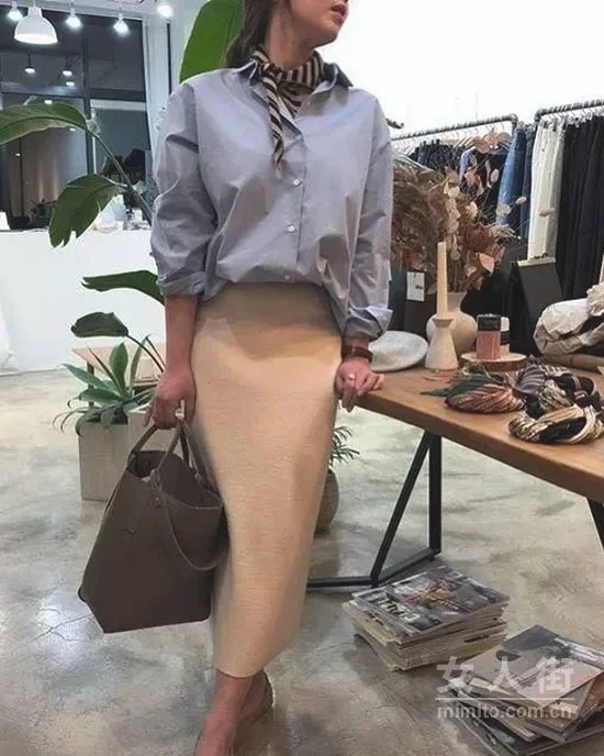 越简单越自然，春天经典款纯色系穿搭