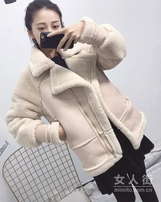 时尚买手亲授：超模爱穿羊羔绒外套