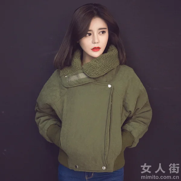 羊羔毛外套穿搭示范，解锁御寒新姿势