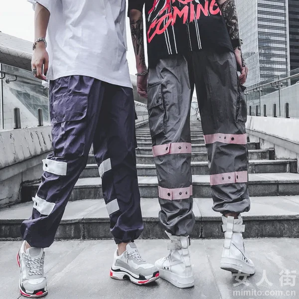 今夏情侣装正流行，来和男友秀恩爱