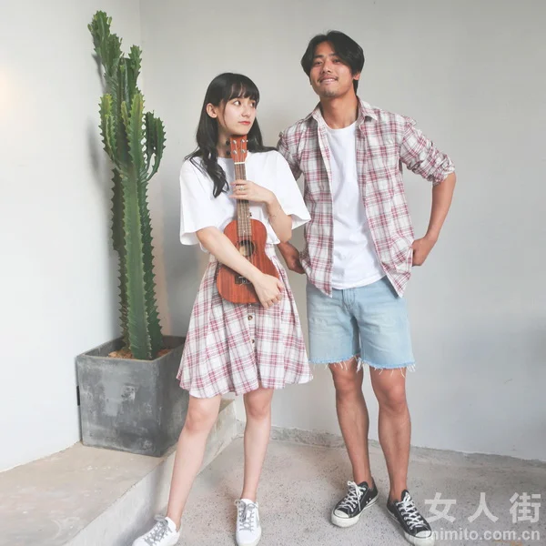 今夏情侣装正流行，来和男友秀恩爱