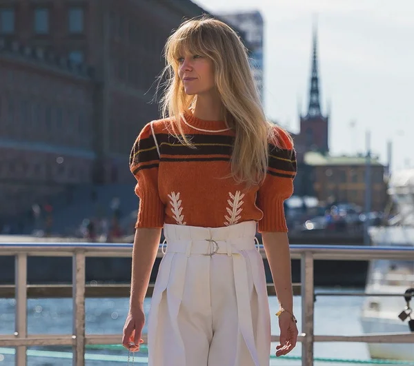 初夏上衣清单 这些材质清爽够时髦