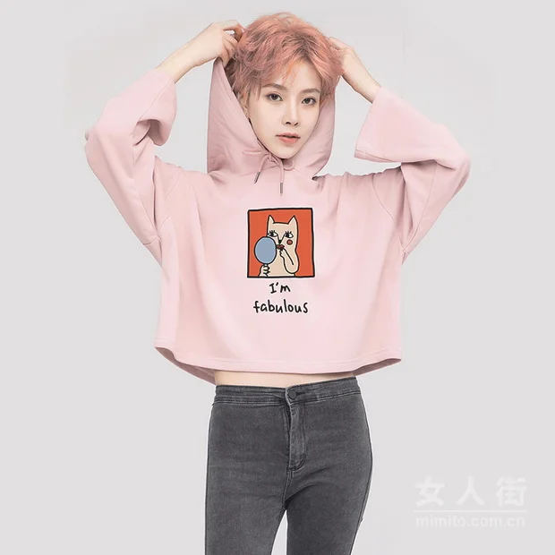 三月春暖花开，春款卫衣的搭配示范