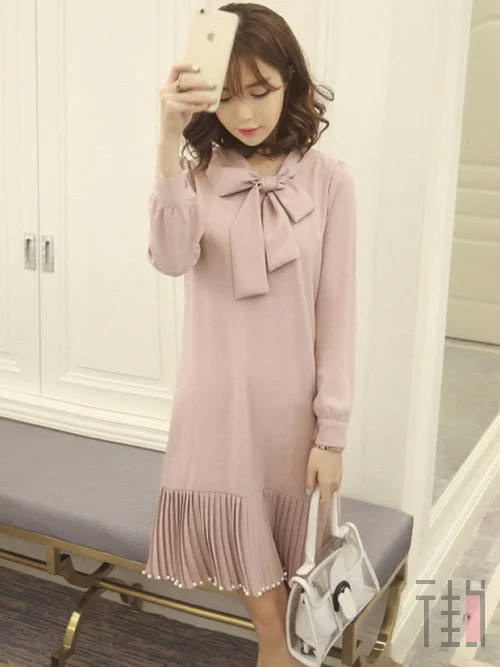 如何穿出甜美轻熟风,荷叶边元素穿搭