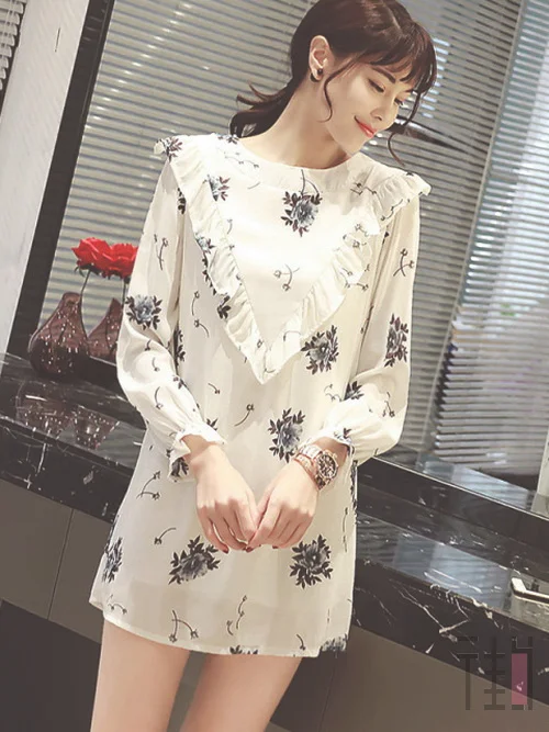 如何穿出甜美轻熟风,荷叶边元素穿搭