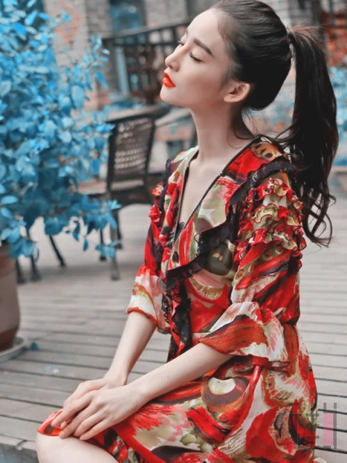 如何穿出甜美轻熟风,荷叶边元素穿搭