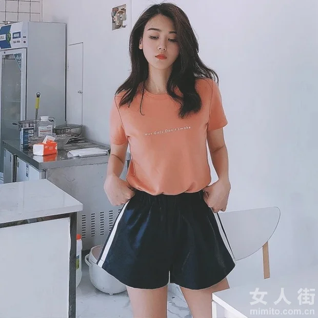 衬衫搭短裤，五月性感小妖精上线