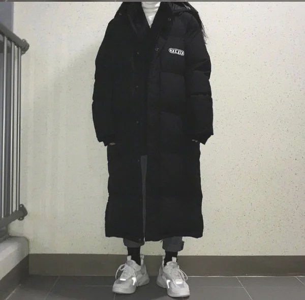 酷女孩的黑色系冬季搭配示范