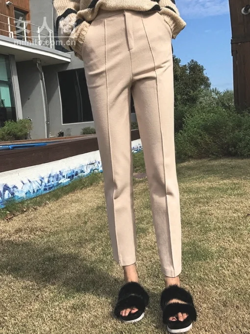 直筒裤才是女神们的大美腿利器！