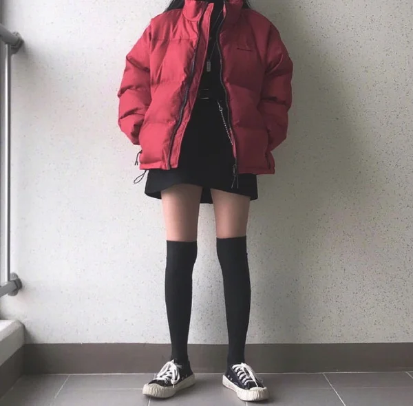 酷女孩的黑色系冬季搭配示范