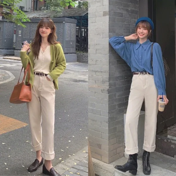 00后美少女可盐可甜的秋冬日常穿搭
