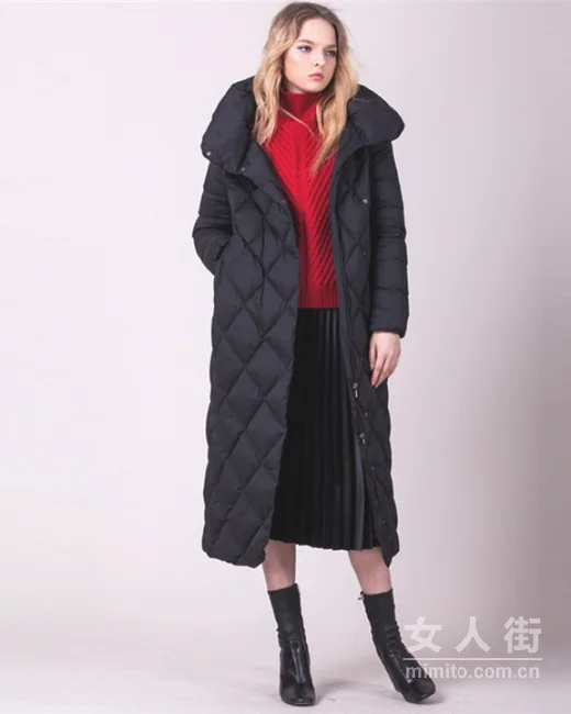 轻薄款羽绒服,冬季拒绝臃肿更时尚