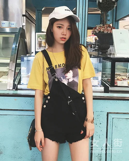 百搭？减龄？你需要的一定是这条背带短裤！