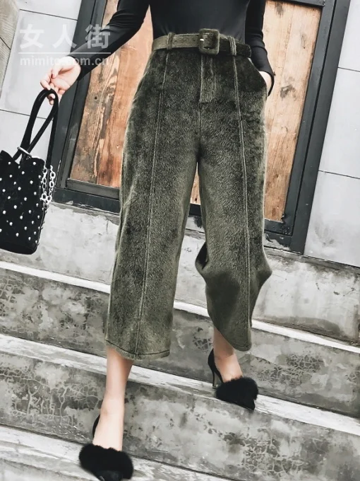 直筒裤才是女神们的大美腿利器！
