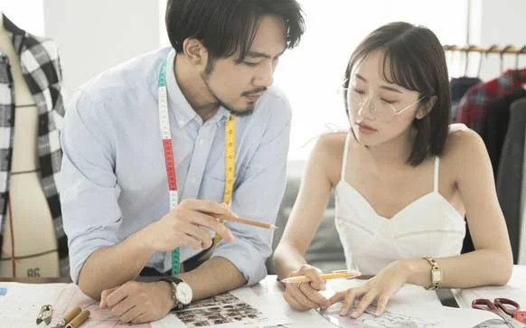 开服装实体店如何进货