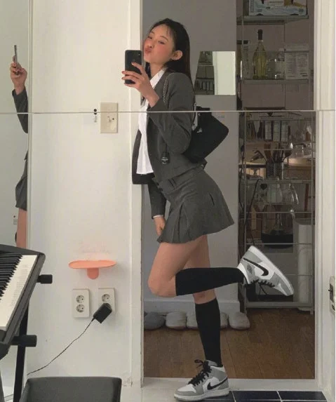 可甜可盐的休闲复古酷girl搭配示范