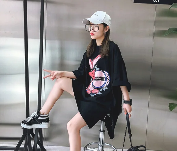 时髦度超高的T恤，让你穿出高街范